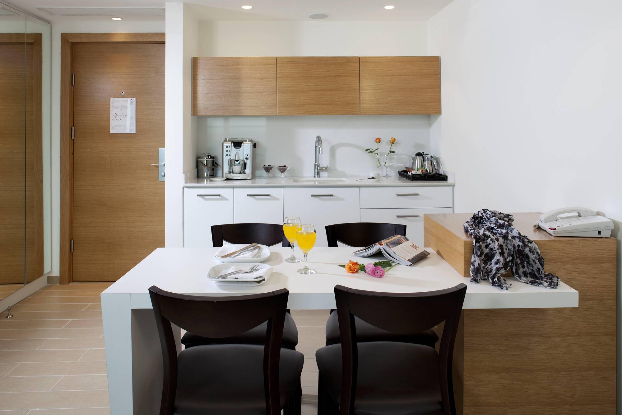 West All Suites Hotel Asdód Kültér fotó